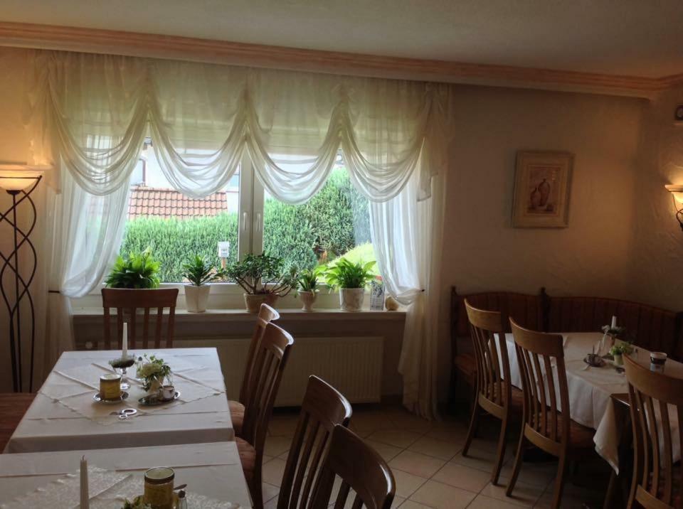 Haus Diana Bed & Breakfast Dottingen  Exterior photo