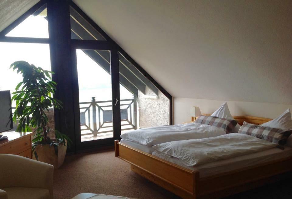 Haus Diana Bed & Breakfast Dottingen  Exterior photo